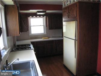 117 Spring Street Woodbury, NJ 08096 - Photo 7 of 12 Kitchen