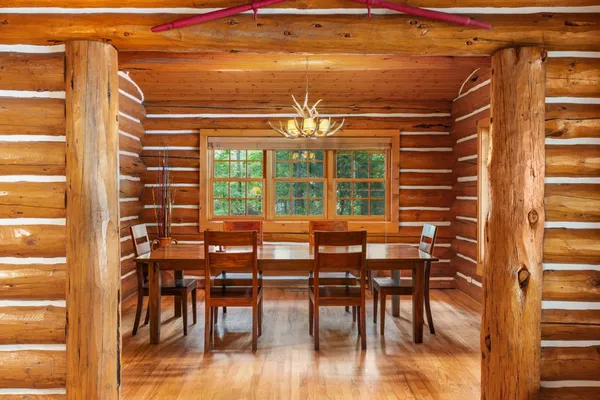 $874,900 | N3932 Park, Brodhead, WI 53520