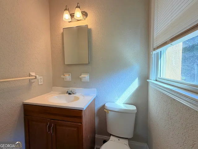 $1,695 | 13 Hearthwood Court, Dallas, GA 30157