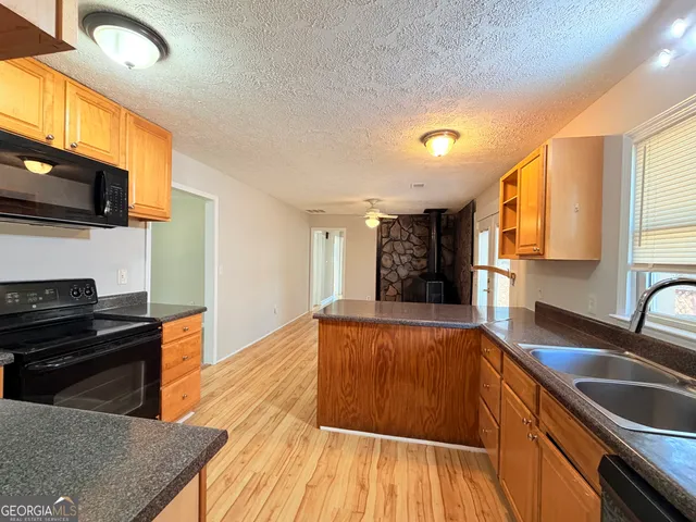 $1,695 | 13 Hearthwood Court, Dallas, GA 30157