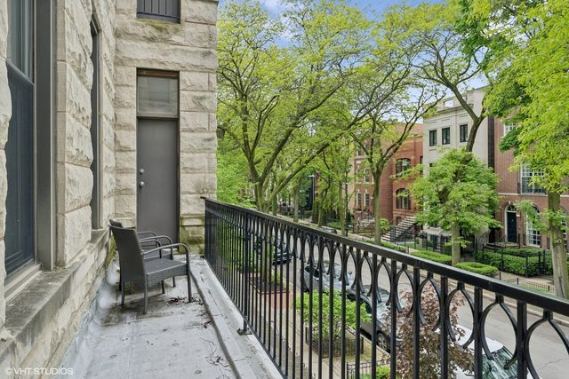 $650,000 | 1849 North Cleveland Avenue, Unit 2N, Chicago, IL 60614