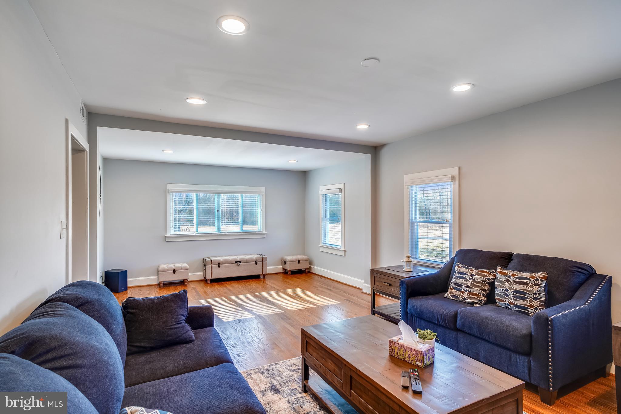 5320 Turkey Run Road Warrenton, VA 20187 - Photo 9 of 29 a living room with furniture and a window