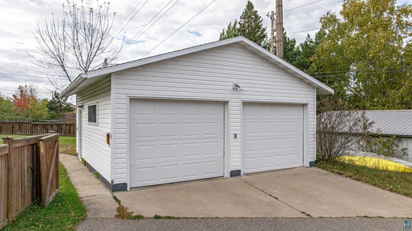 $220,000 | 545 East Wilson Street, Ely, MN 55731