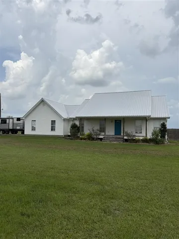 $260,000 | 1443 South Jackson Avenue, Morse, LA 70559