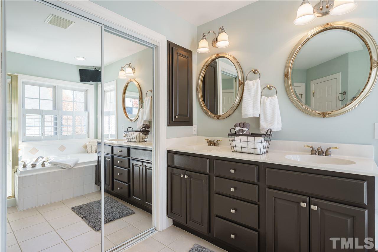 1508 Patterson Grove Road Apex, NC 27502 - Photo 11 of 25 Gallery Image 11