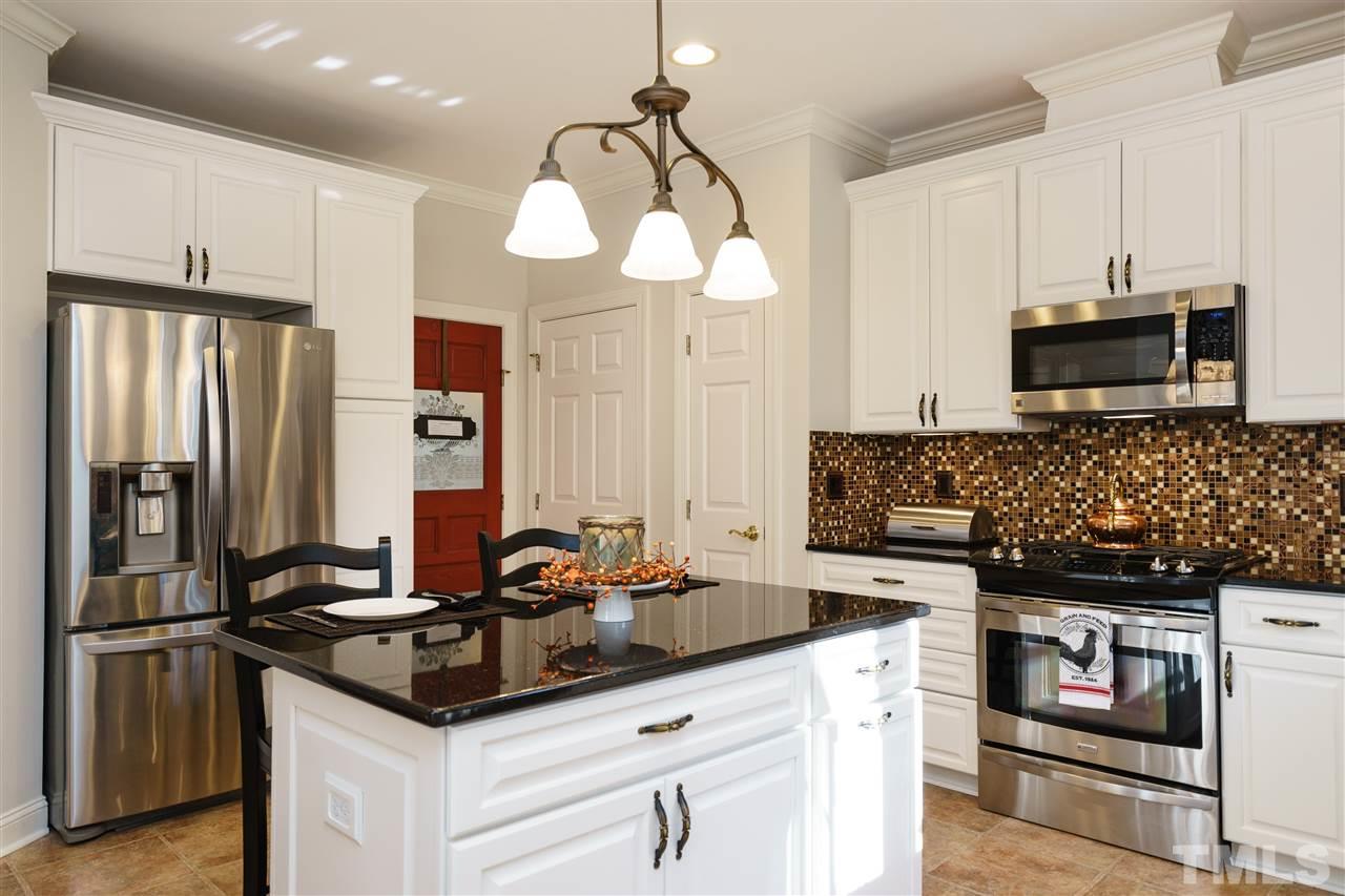 1508 Patterson Grove Road Apex, NC 27502 - Photo 4 of 25 Gallery Image 4