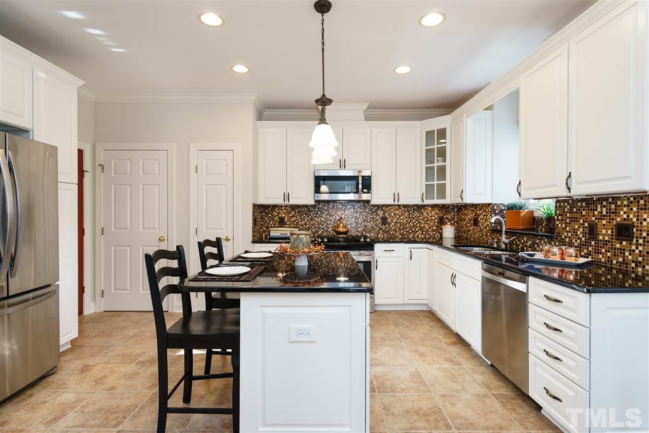 1508 Patterson Grove Road Apex, NC 27502 - Photo 5 of 25 Gallery Image 5