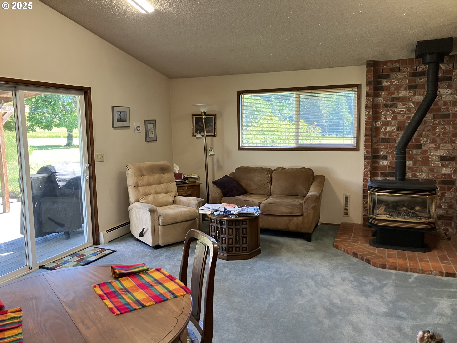 29275 Northeast Putnam Road Newberg, OR 97132 - Photo 8 of 46 Kitchen