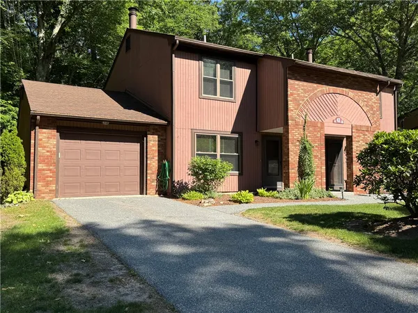 $399,500 | 41 Pheasant Run, Unit 41A, Smithfield, RI 02917