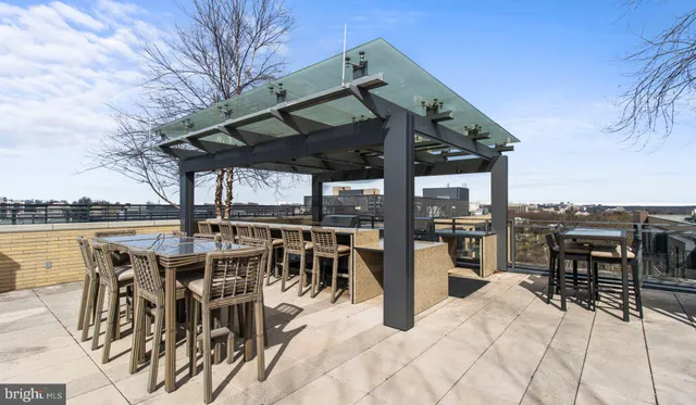 $2,382 | 8300 Wisconsin Avenue, Unit 1B1728, Bethesda, MD 20814