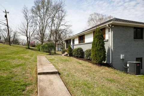 $519,000 | 909 North Graycroft Avenue, Madison, TN 37115