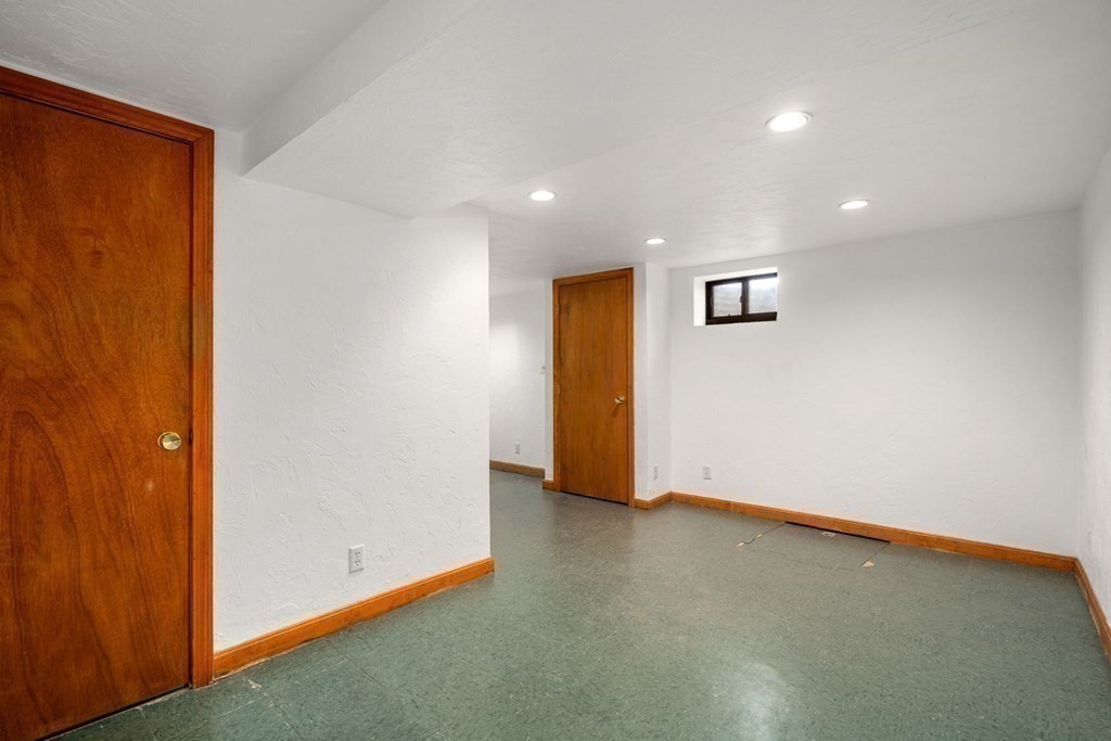 47 Pierce Road, Unit 47 Watertown, MA 02472 - Photo 17 of 35 Gallery Image 17