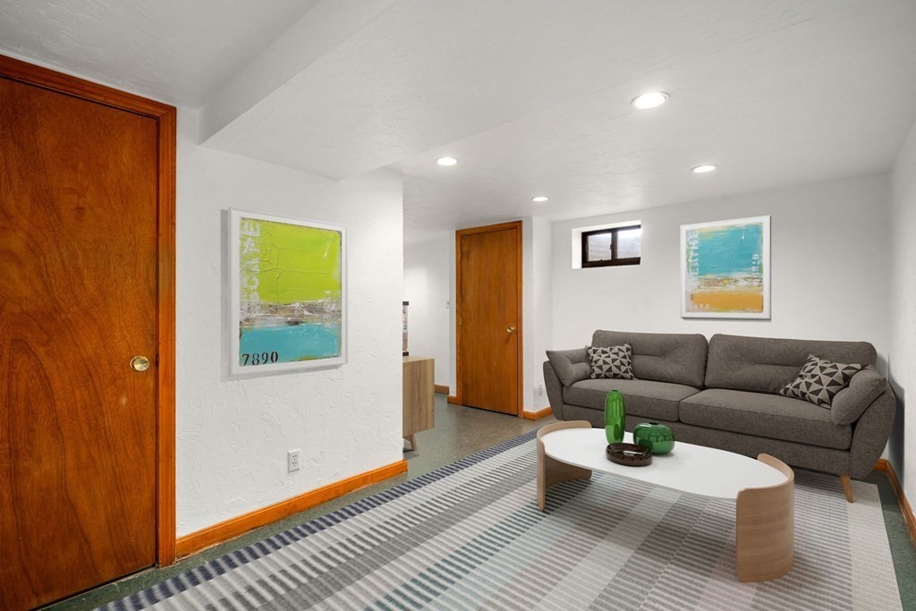 47 Pierce Road, Unit 47 Watertown, MA 02472 - Photo 19 of 35 Gallery Image 19