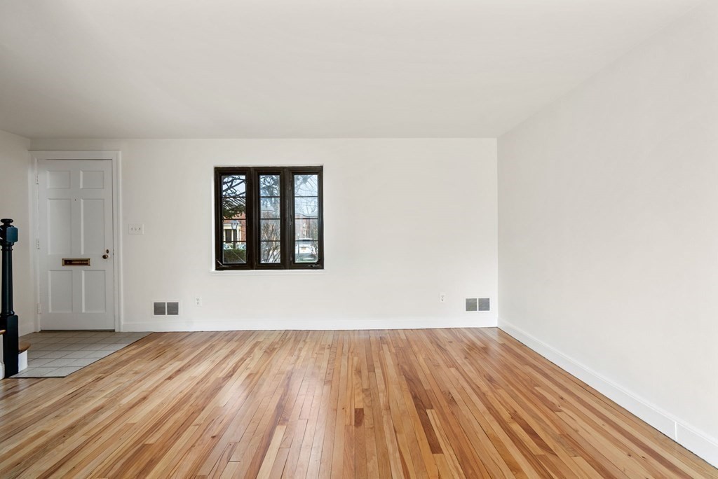 47 Pierce Road, Unit 47 Watertown, MA 02472 - Photo 5 of 35 Gallery Image 5