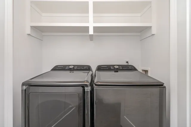 $3,995 | 115 B Elmhurst Avenue, Nashville, TN 37207