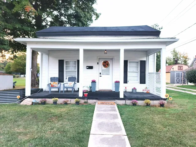 $175,000 | 265 West 4th Street, Constantine, MI 49042