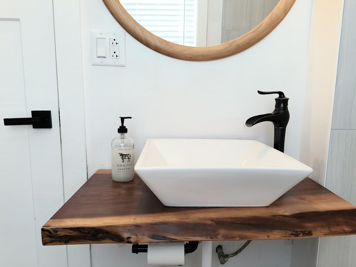 265 West 4th Street Constantine, MI 49042 - Photo 16 of 22 IMG_20241023_153844444