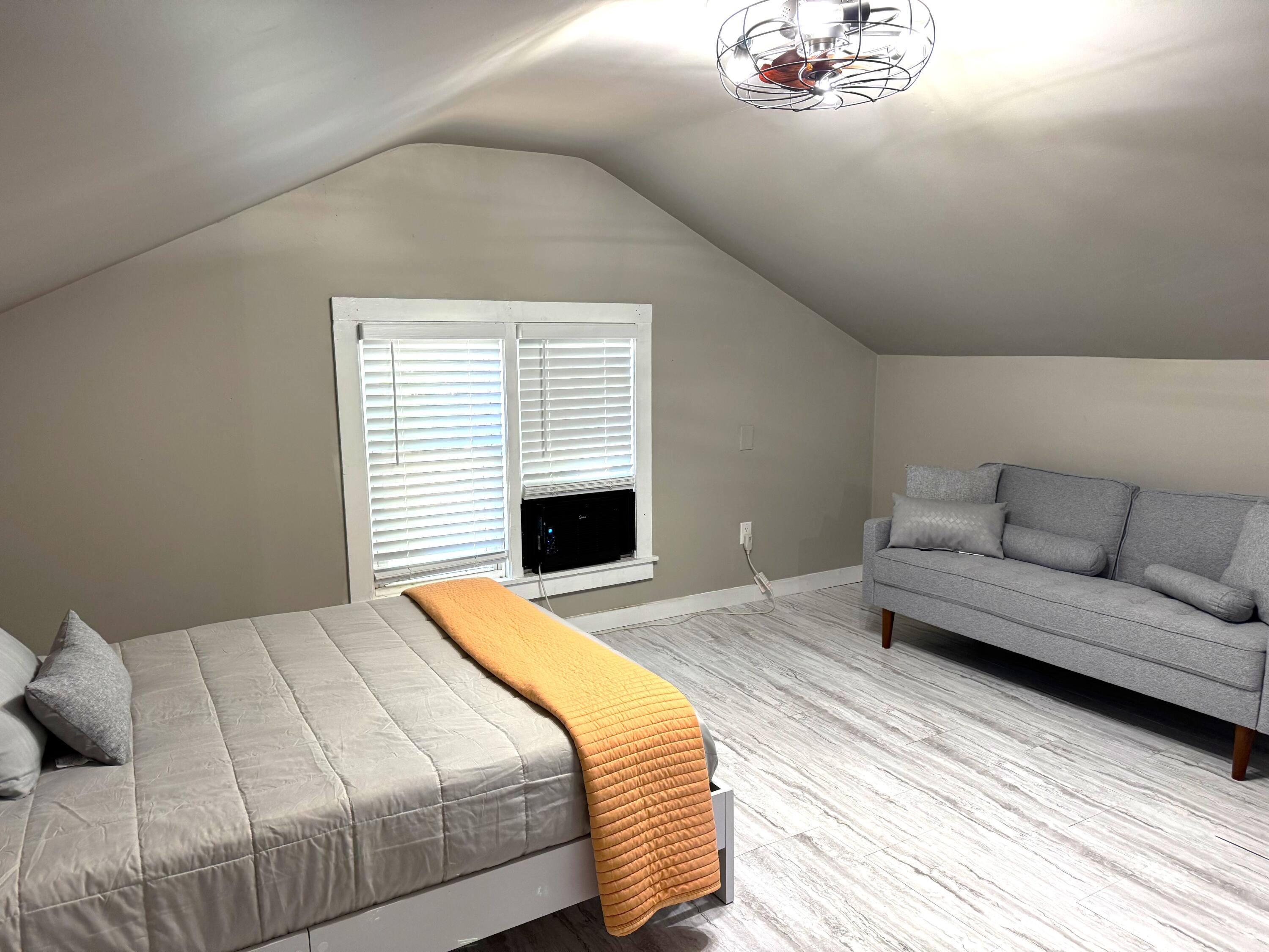 265 West 4th Street Constantine, MI 49042 - Photo 19 of 22 IMG_9984