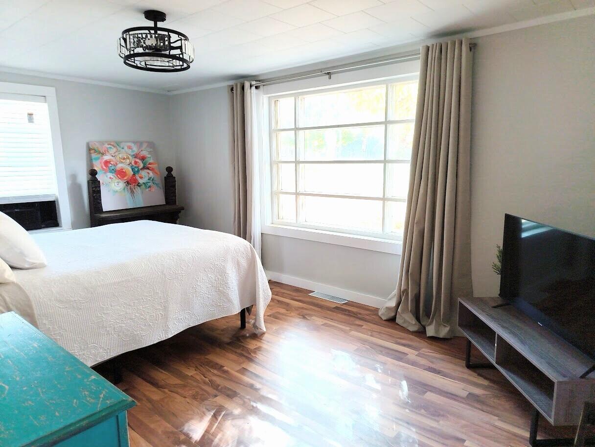 265 West 4th Street Constantine, MI 49042 - Photo 9 of 22 IMG_20241023_151658890