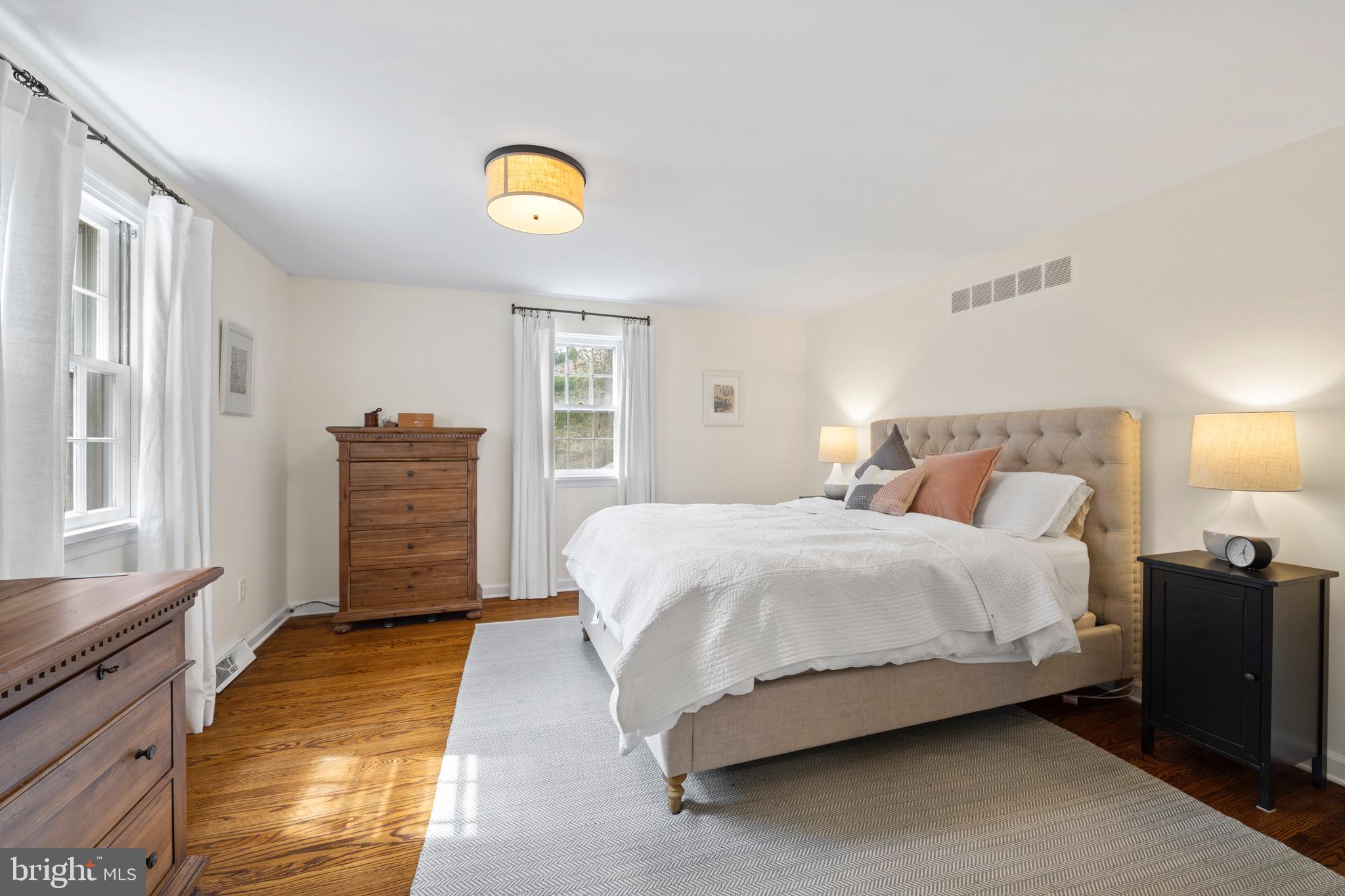 445 Upper Weadley Road Wayne, PA 19087 - Photo 25 of 36 Main Bedroom