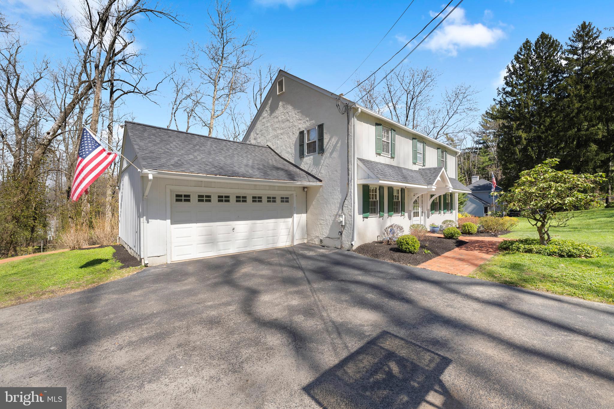 445 Upper Weadley Road Wayne, PA 19087 - Photo 5 of 36