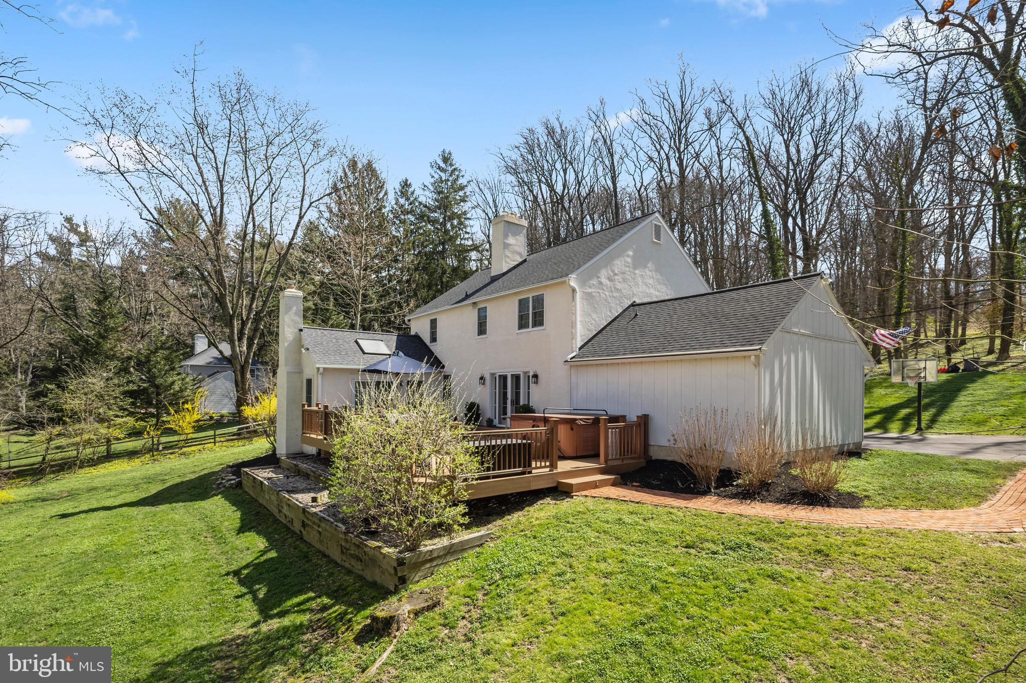 445 Upper Weadley Road Wayne, PA 19087 - Photo 6 of 36