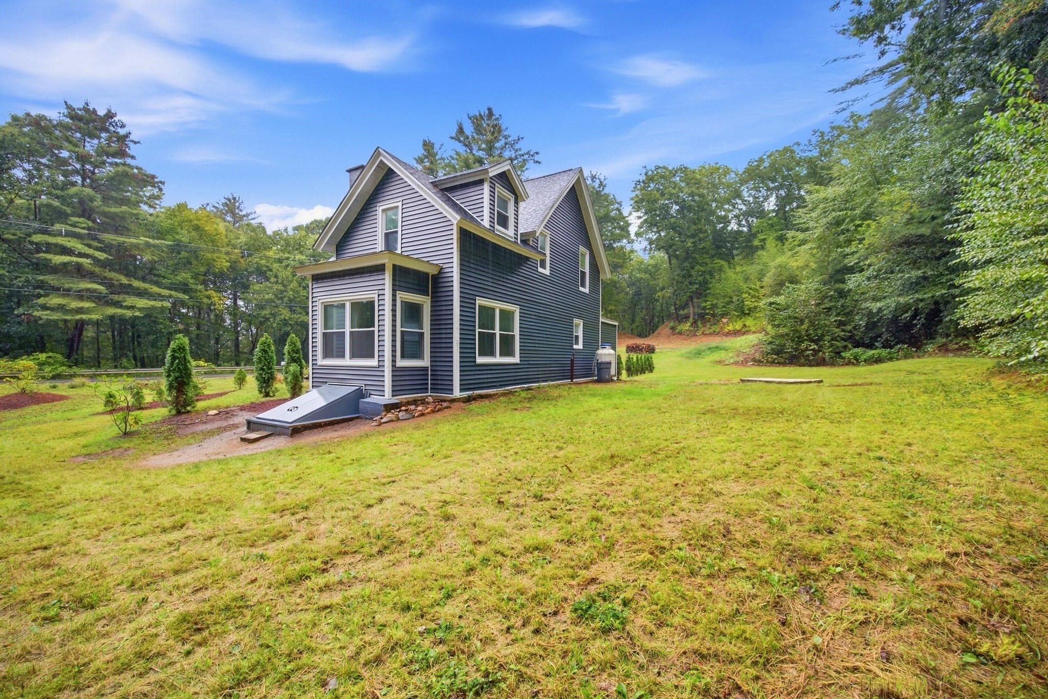583 Main Street Warren, MA 01083 - Photo 36 of 39 Gallery Image 36
