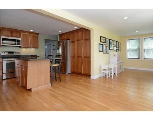 13 Griffin Road Peabody, MA 01960 - Photo 13 of 36 Gallery Image 13