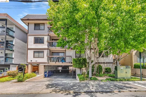 $475,000 | 417 Evelyn Avenue, Unit 205, Albany, CA 94706