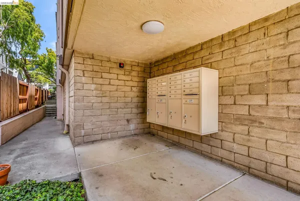 a view of a garage