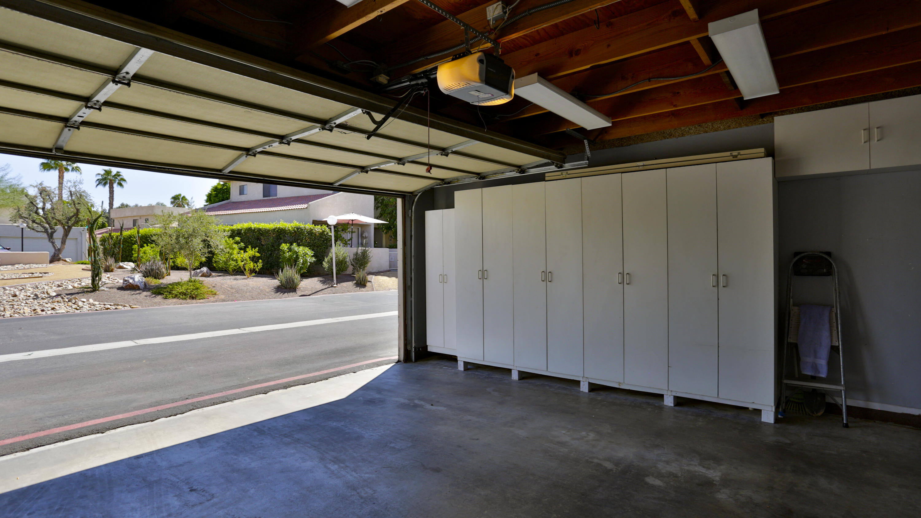 34073 Emily Way Rancho Mirage, CA 92270 - Photo 38 of 50 untitled-37