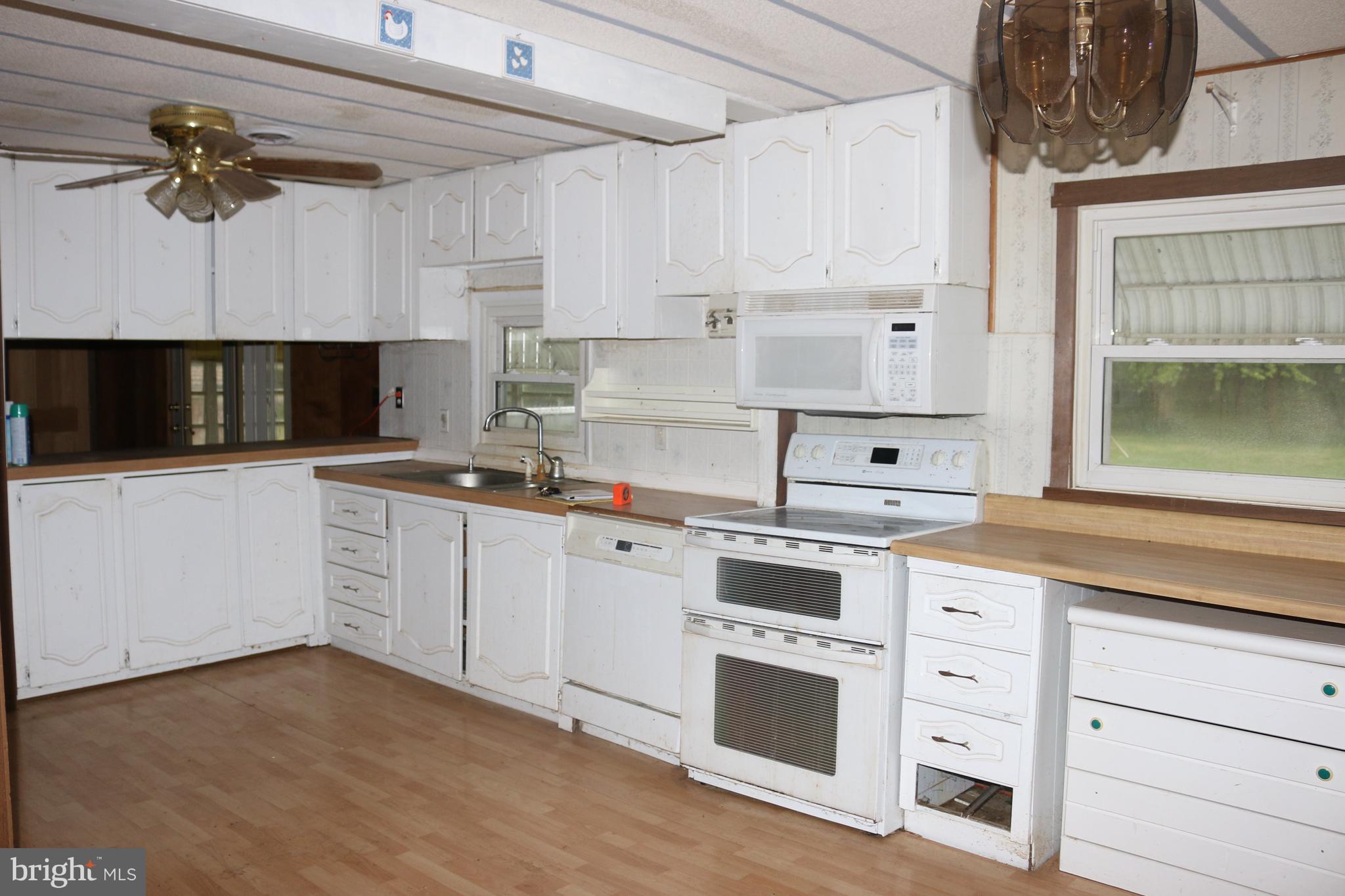 415 Maryland Line Road Townsend, DE 19734 - Photo 2 of 10 Gallery Image 2