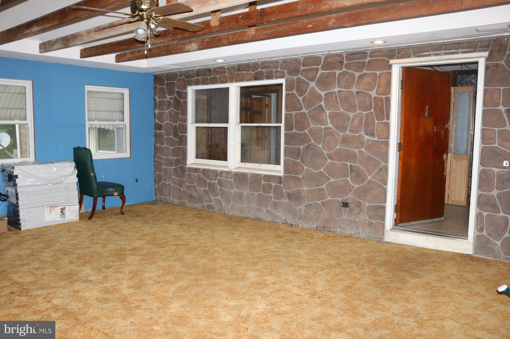 415 Maryland Line Road Townsend, DE 19734 - Photo 3 of 10 Gallery Image 3