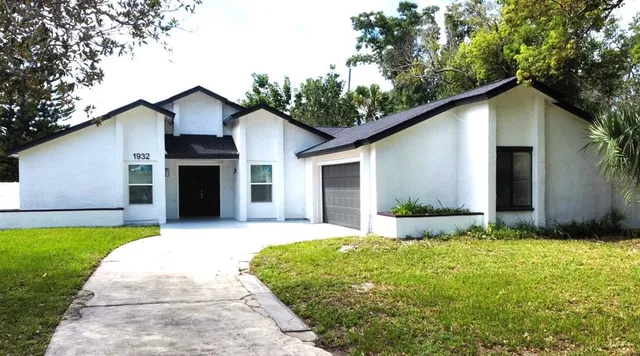 $459,990 | 1932 Houndslake Drive, Winter Park, FL 32792
