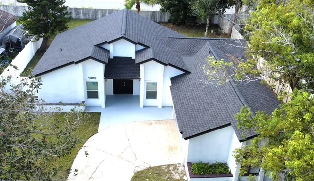 $459,990 | 1932 Houndslake Drive, Winter Park, FL 32792