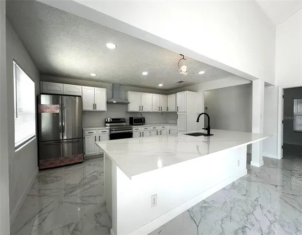 $459,990 | 1932 Houndslake Drive, Winter Park, FL 32792