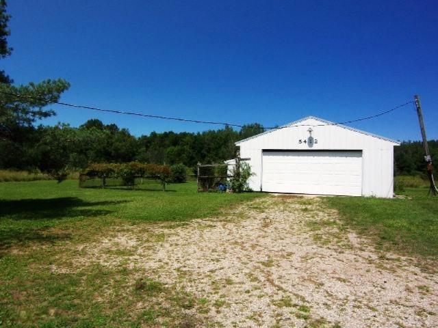 5412 20 Mile Road Barryton, MI 49305 - Photo 2 of 20 Garage