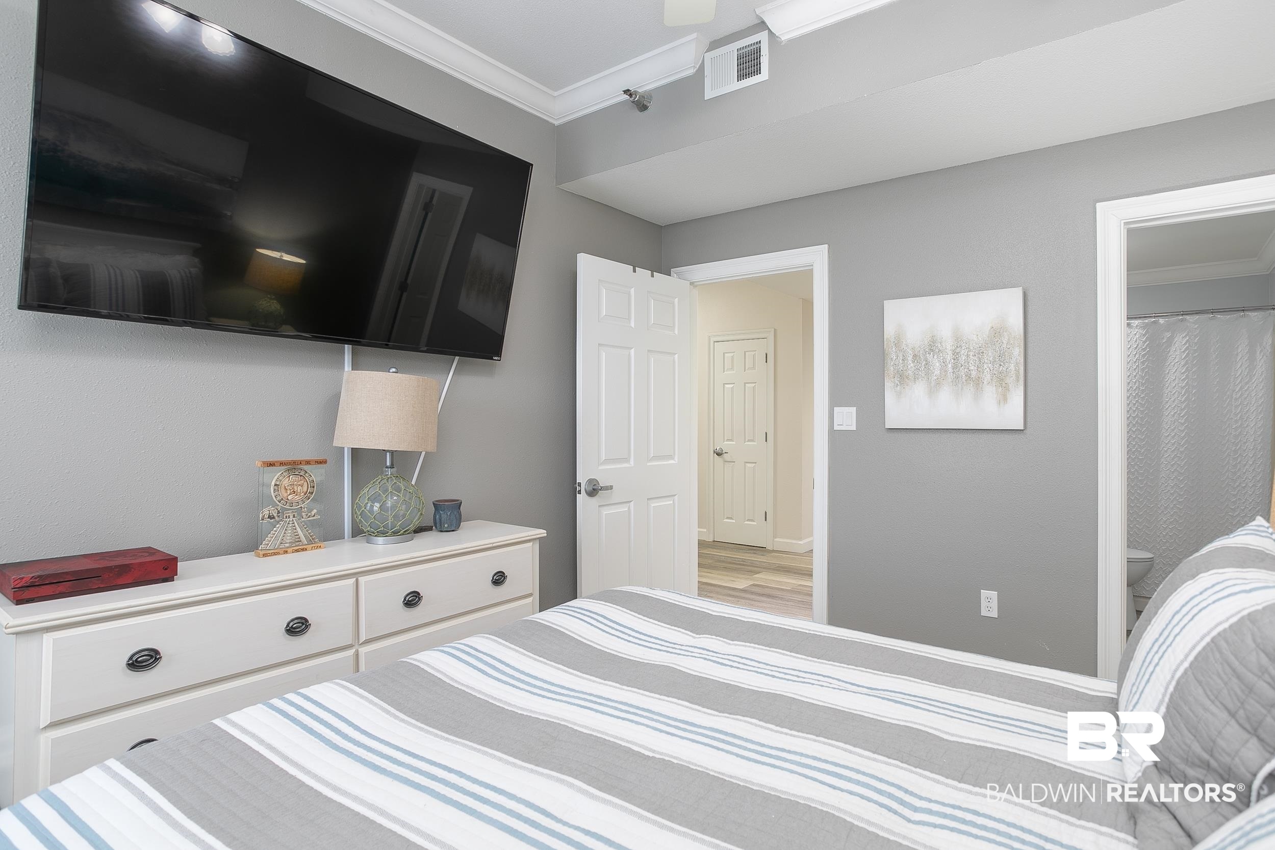27282 Canal Road, Unit 101 Orange Beach, AL 36561 - Photo 21 of 49 Bedroom 2 with ensuite ba
