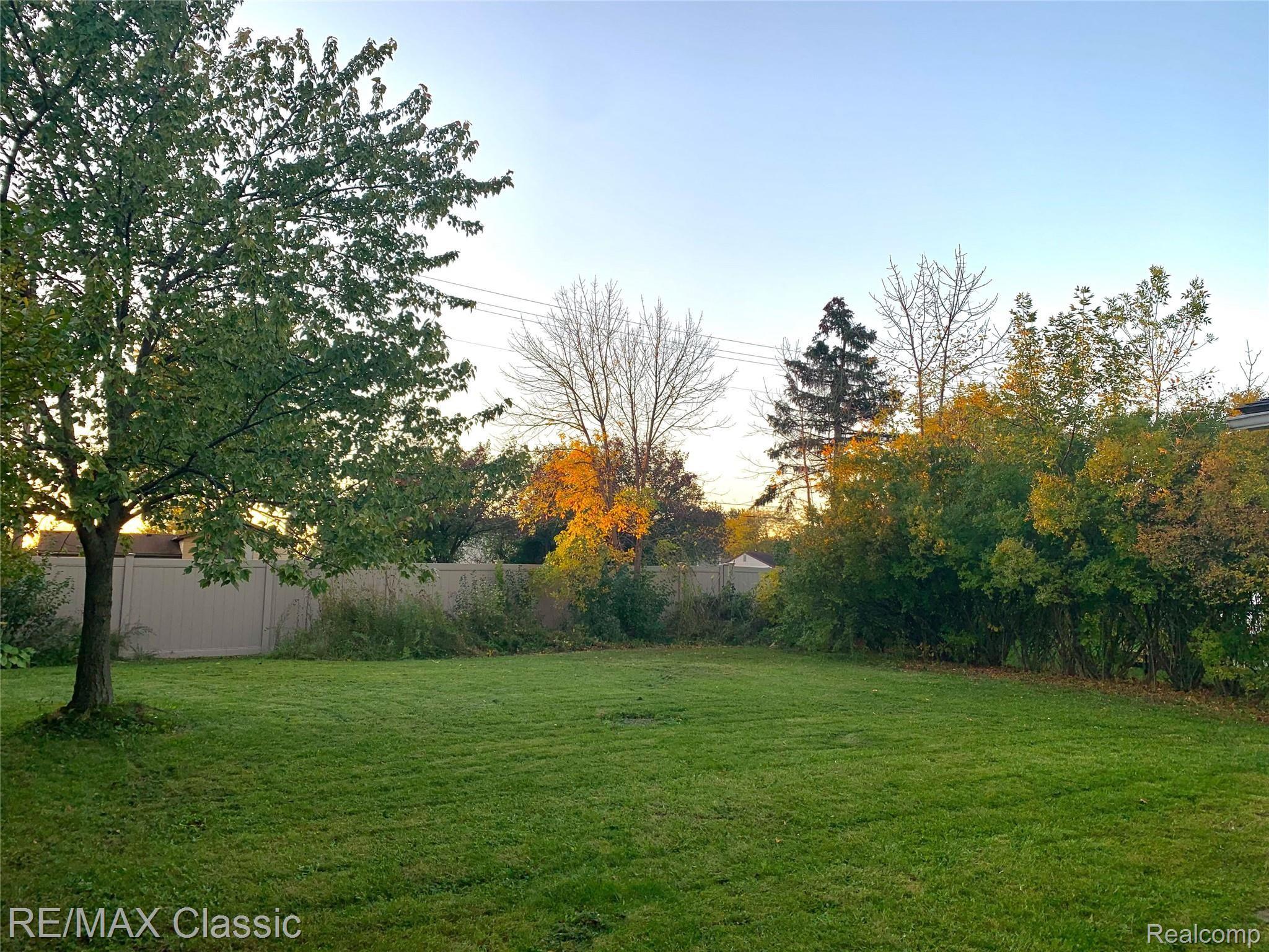 1451 Walnut Ridge Circle Canton, MI 48187 - Photo 25 of 27 Photos-25.JPG