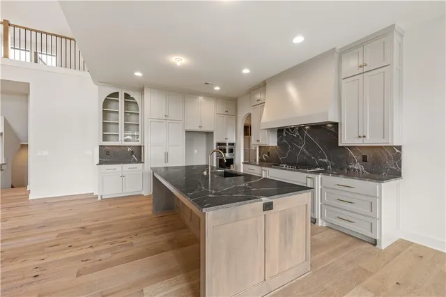 $1,349,495 | 18021 South Cody Street, Overland Park, KS 66013