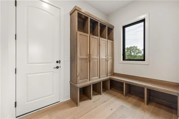 $1,349,495 | 18021 South Cody Street, Overland Park, KS 66013