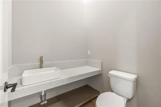 $1,349,495 | 18021 South Cody Street, Overland Park, KS 66013