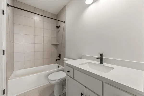 $1,349,495 | 18021 South Cody Street, Overland Park, KS 66013