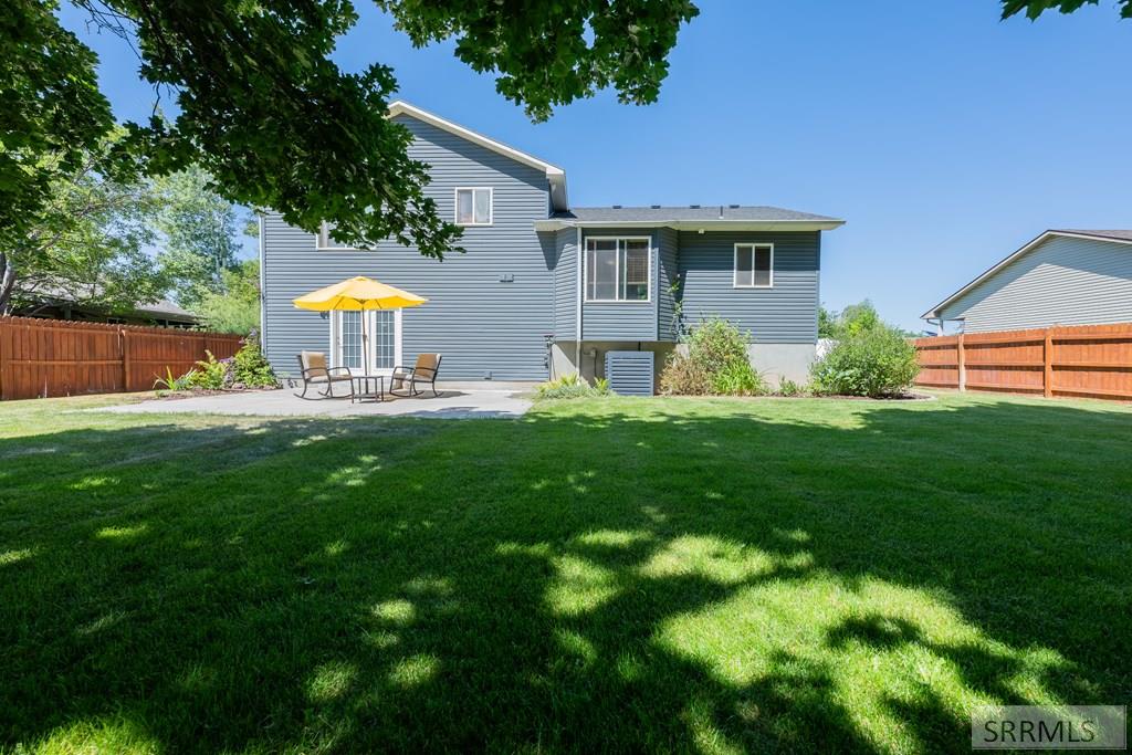 2755 Ridgecrest Drive Idaho Falls, ID 83404 - Photo 42 of 48