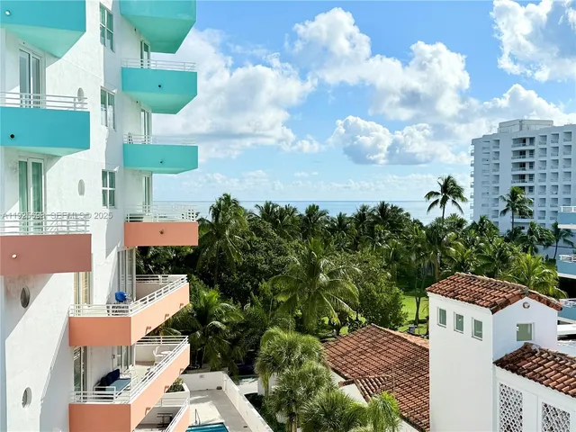 $999,500 | 225 Collins Avenue, Unit 6J, Miami Beach, FL 33139