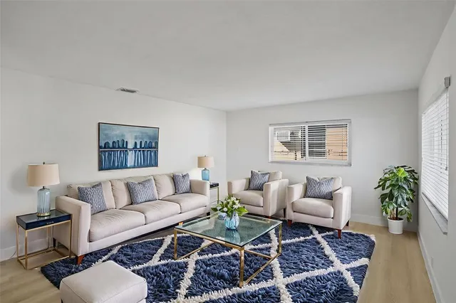 $709,900 | 8930 Southwest 38th Street, Miami, FL 33165