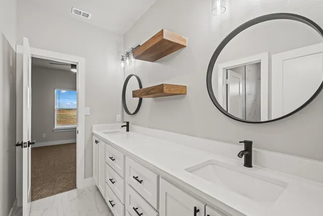 $464,900 | 9435 County Road 5330, Shallowater, TX 79363