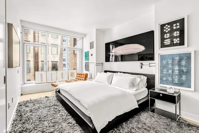 $2,380,000 | 5 East 44th Street, Unit 7 | Midtown East