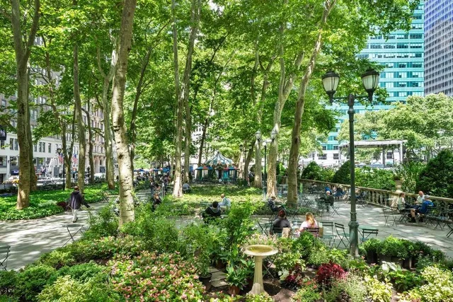 $2,380,000 | 5 East 44th Street, Unit 7 | Midtown East