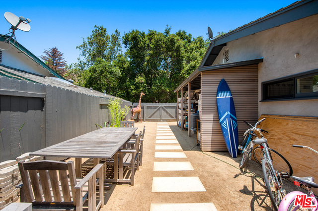 6107 Paseo Cyn Drive Malibu, CA 90265 - Photo 15 of 22